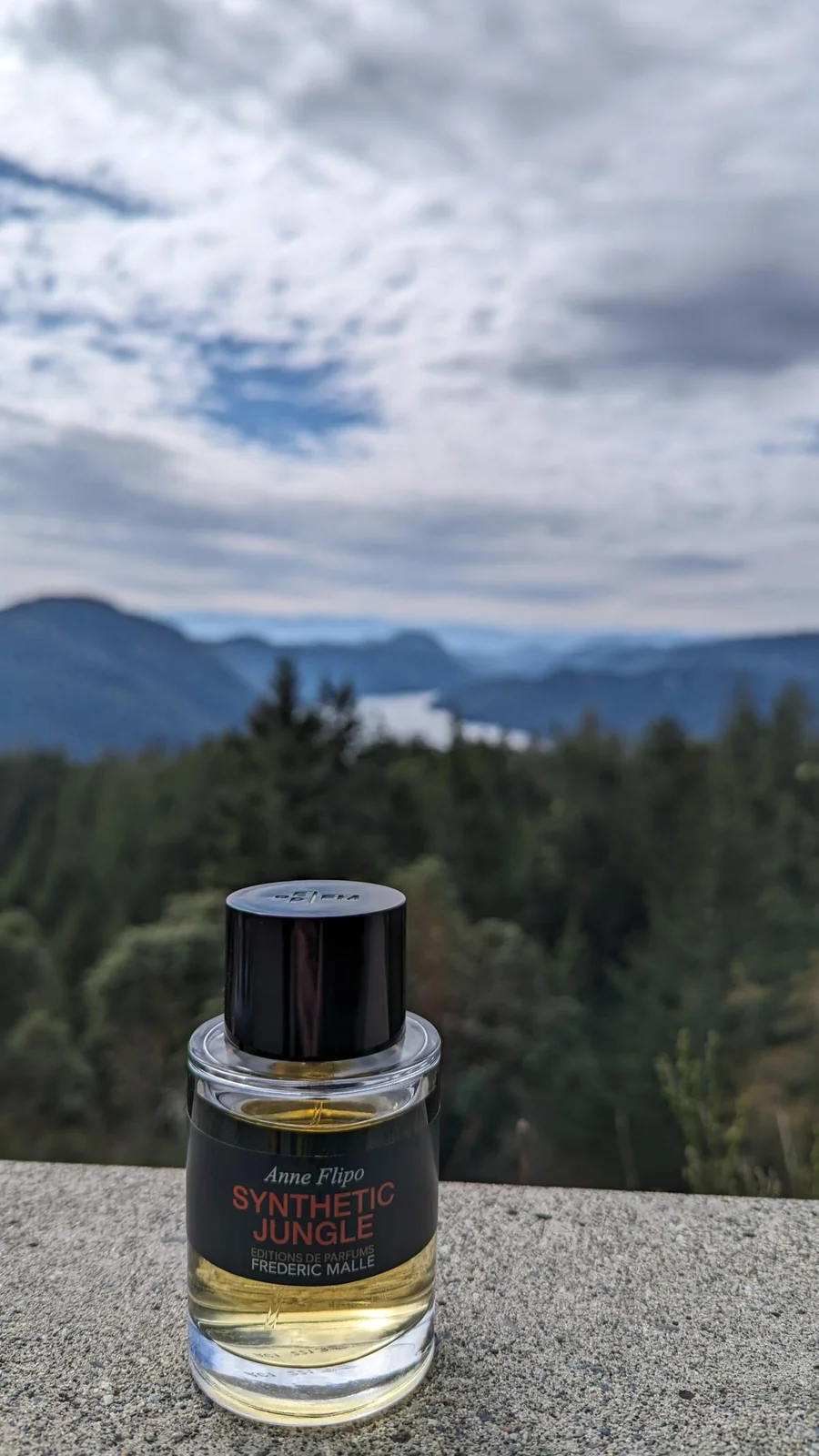 تصویر عطر سینتتیک جانگل فردریک مال
