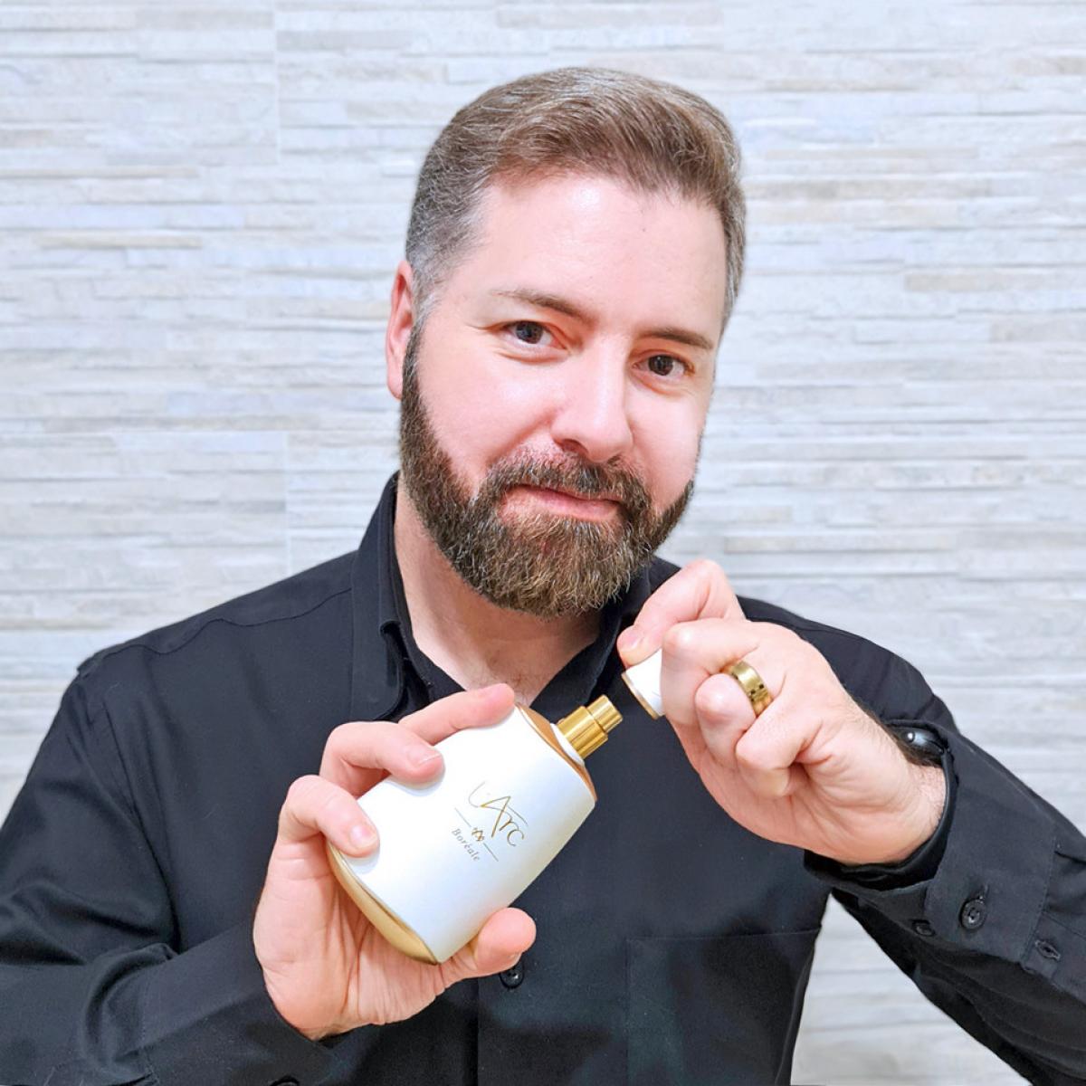 تصویر عطر بوریال وال دتوال لارک