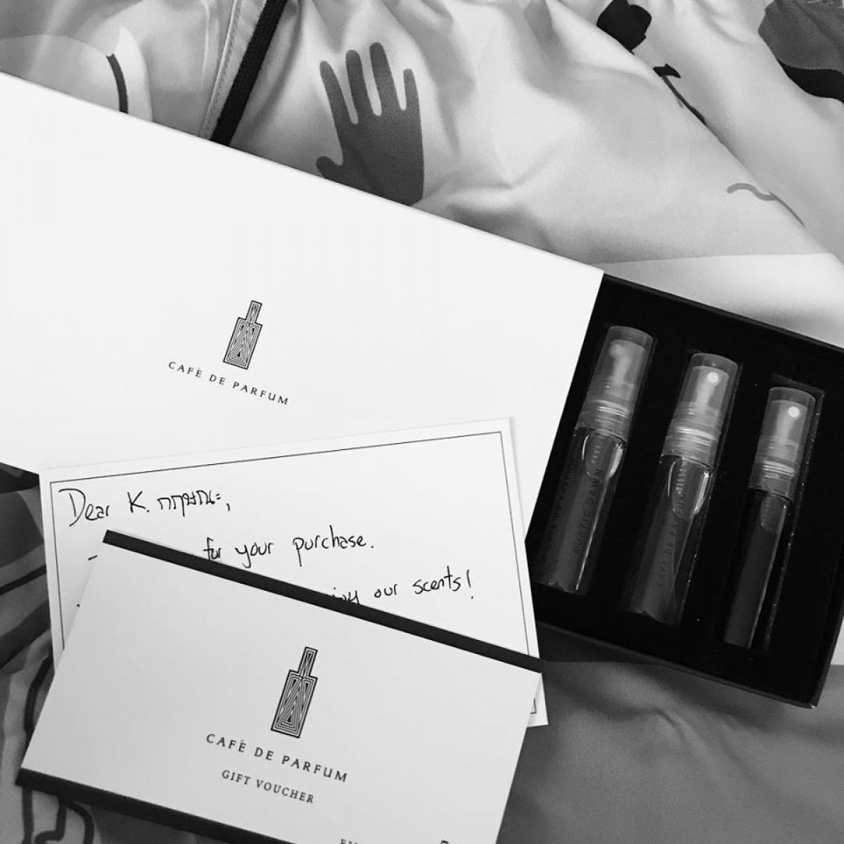 تصویر عطر عاشورا کافه دو پرفیوم