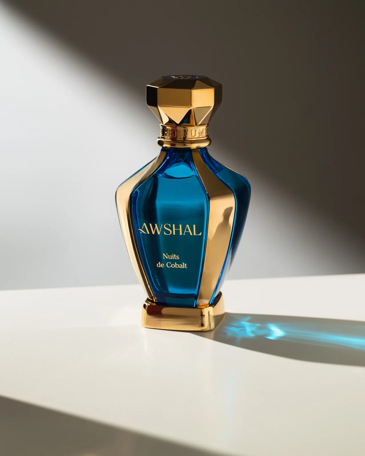 تصویر عطر نوئی دو کوبالت اوشال