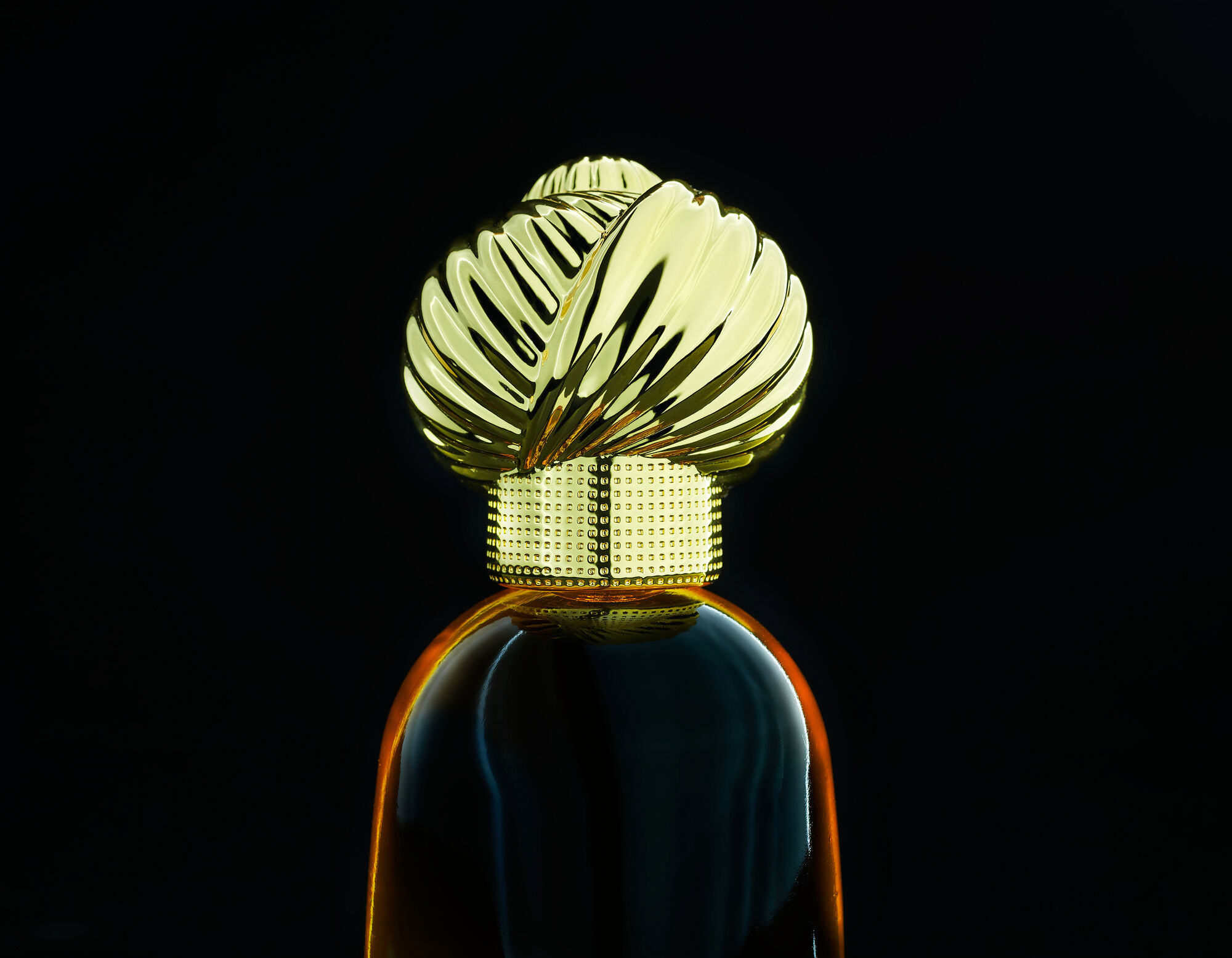 تصویر عطر هزار و پانصد و بیست امینه