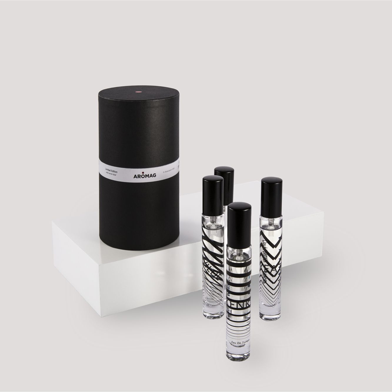 تصویر عطر سیکرت دیل آروماگ یان‌لان