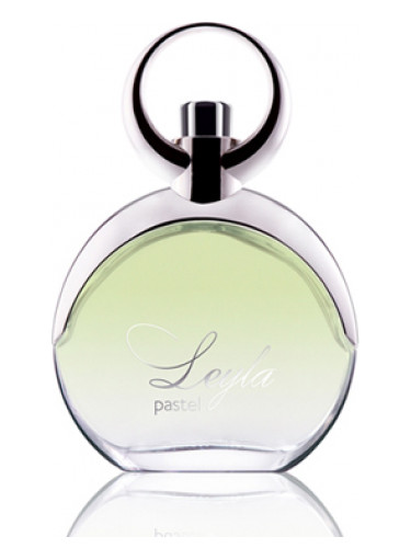 تصویر عطر لیلا پاستل آتلیه اولریک فرگرنسز
