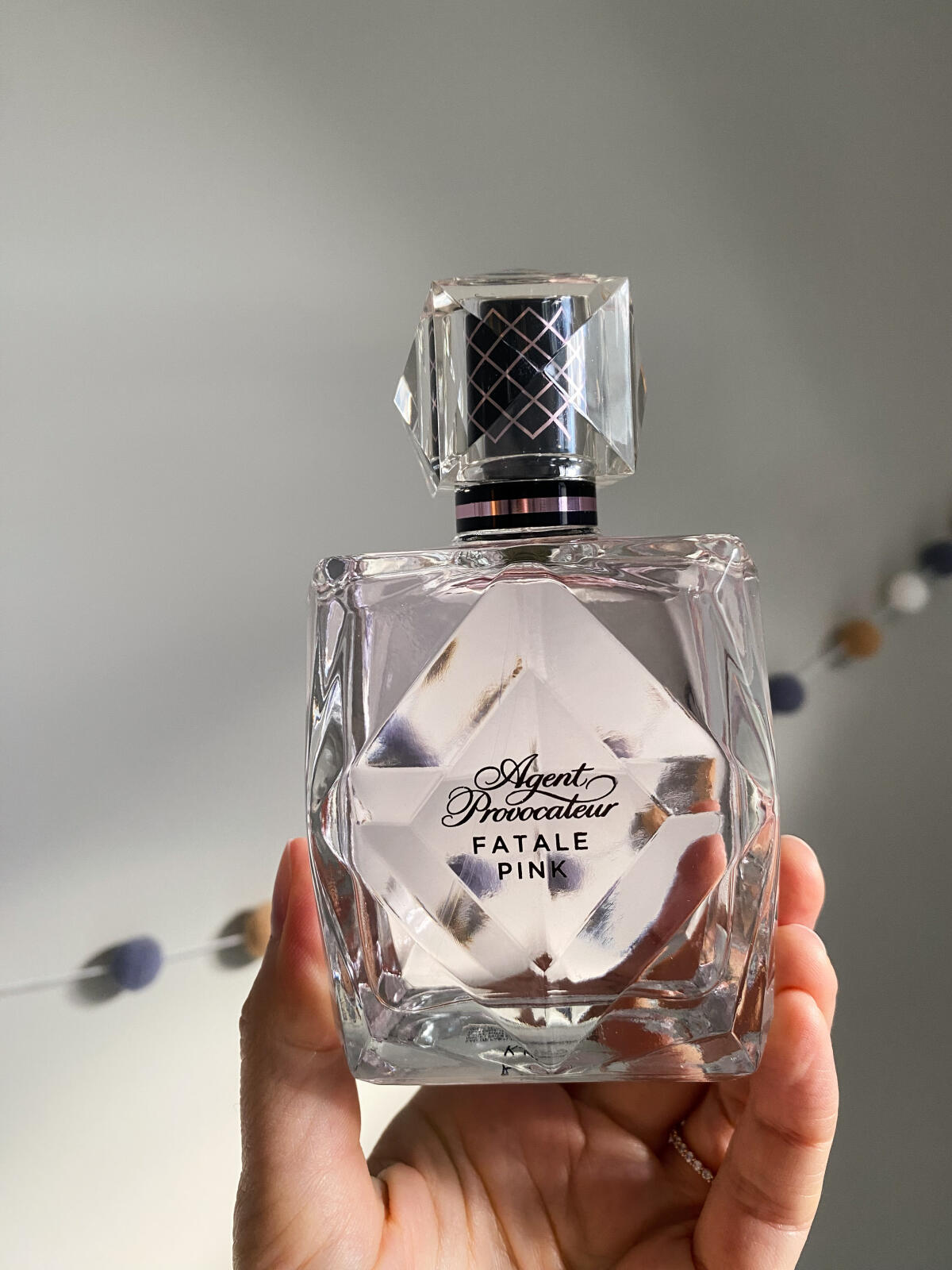 تصویر عطر فیتال پینک ایجنت پروواکتر
