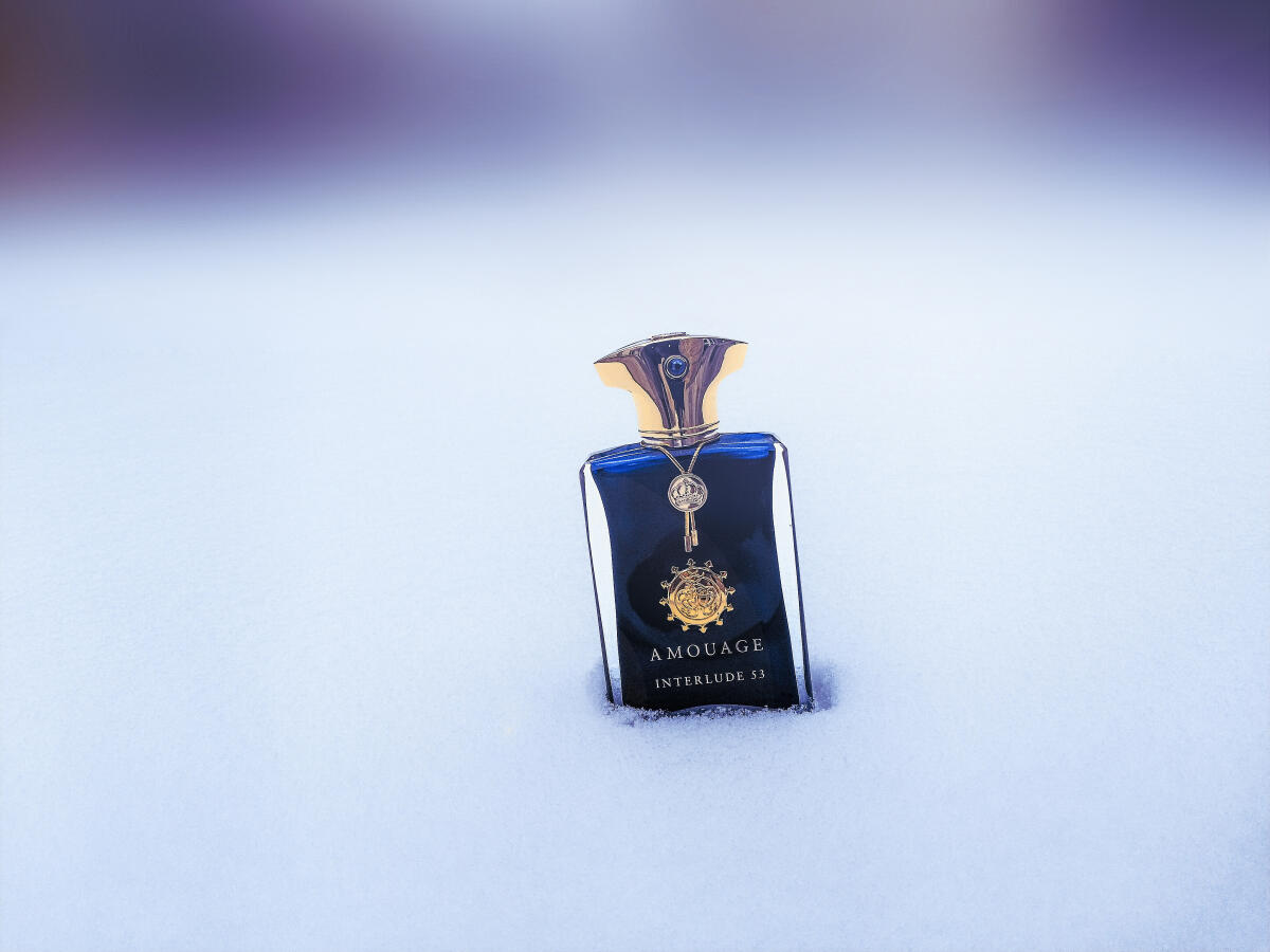 تصویر عطر اینترلود پنجاه‌وسه من آمواژ