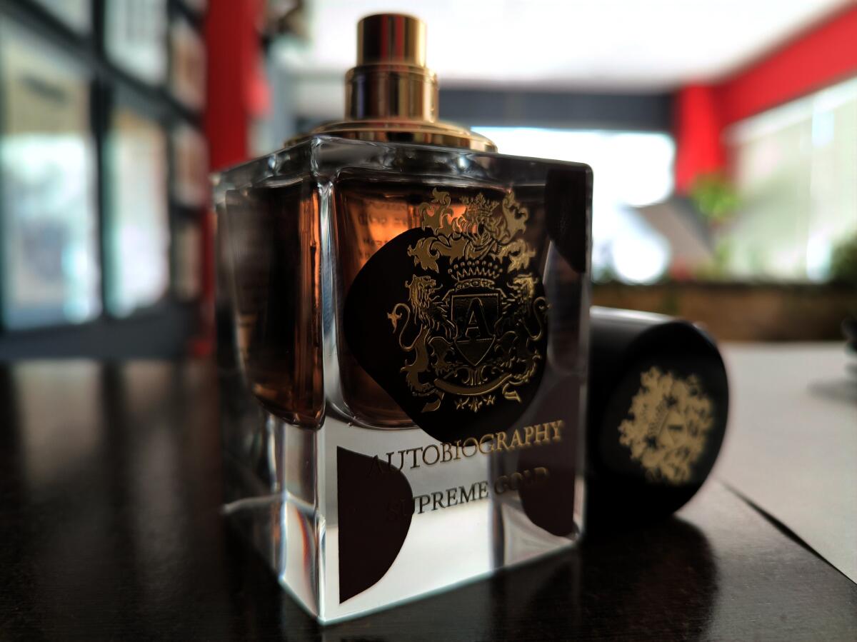 تصویر عطر سوپریم گلد آتوبایوگرافی