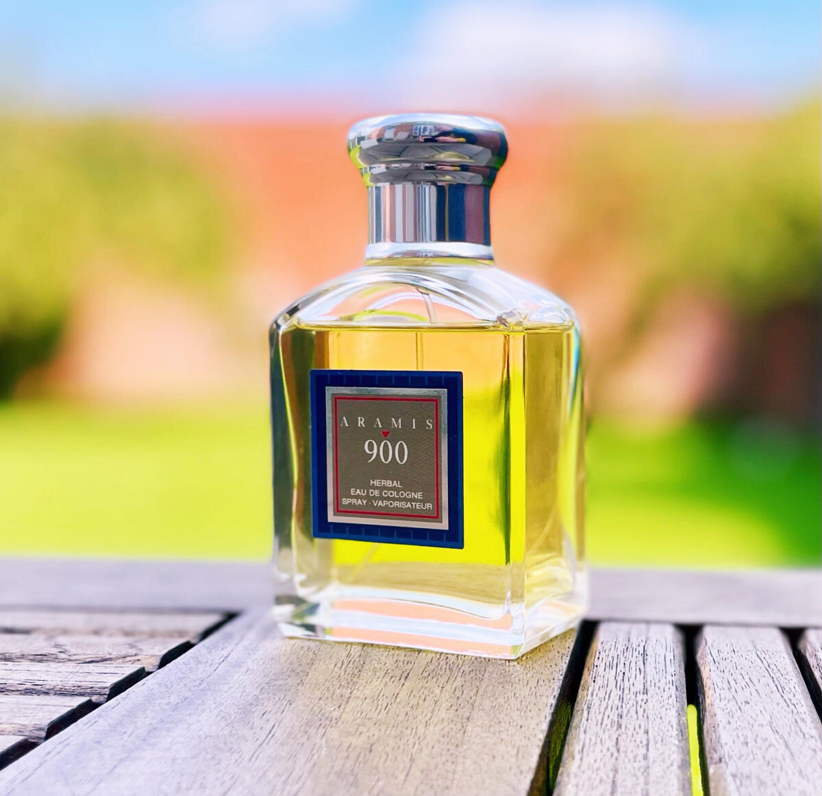 تصویر عطر آرامیس نهصد