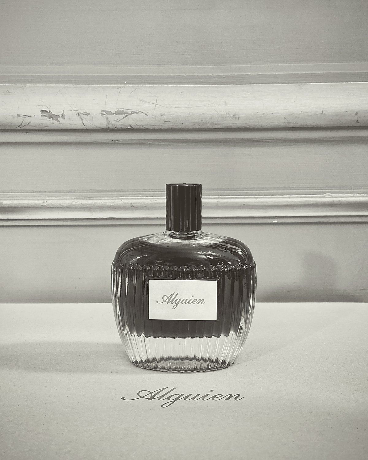 تصویر عطر او دو پرفیوم آلگین