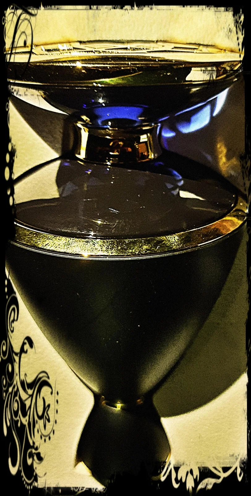 تصویر عطر نیلیا بولگاری