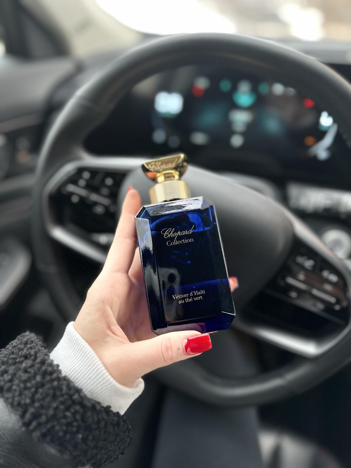 تصویر عطر وتیور دهاییتی او ته ورت شوپارد