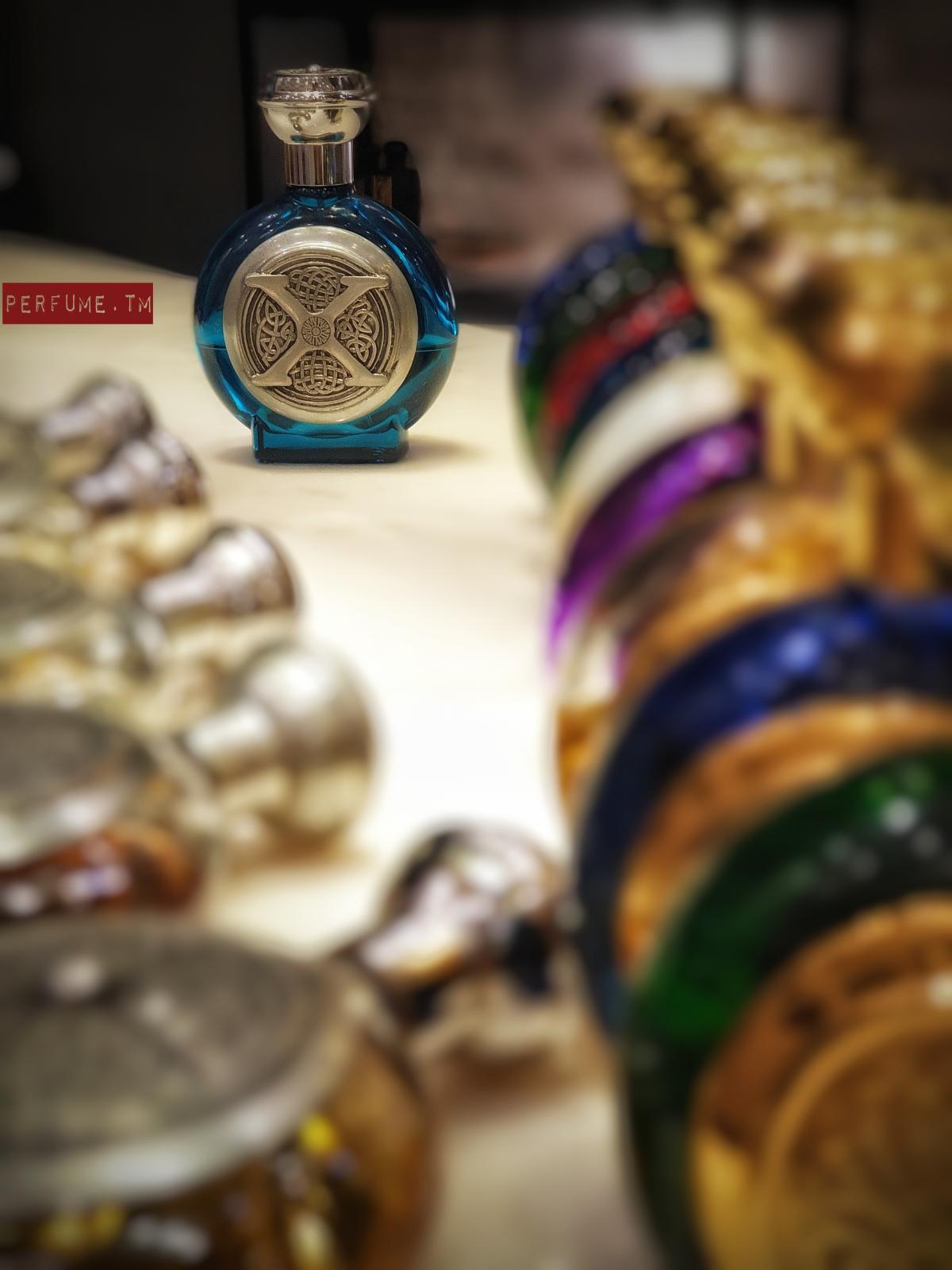 تصویر عطر دِکِید بودیسیا د ویکتوریوس