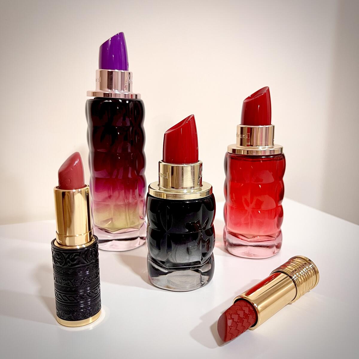 تصویر عطر یس آی ام کاشارل