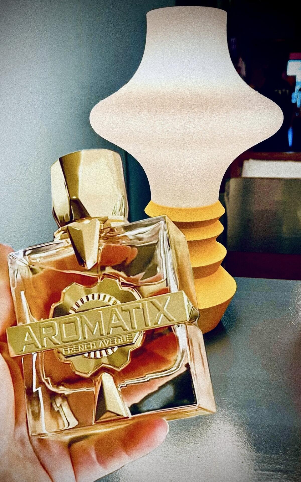 تصویر عطر کساندل آروماتیکس ایکس فرنچ اونیو