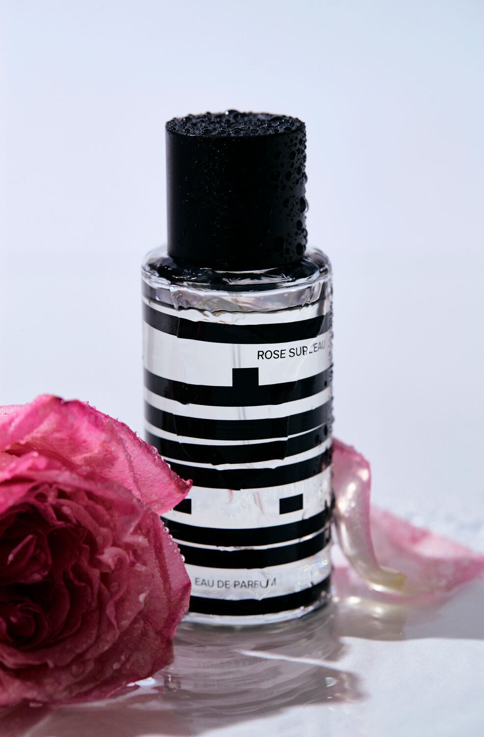 تصویر عطر رُز سور لو کونز