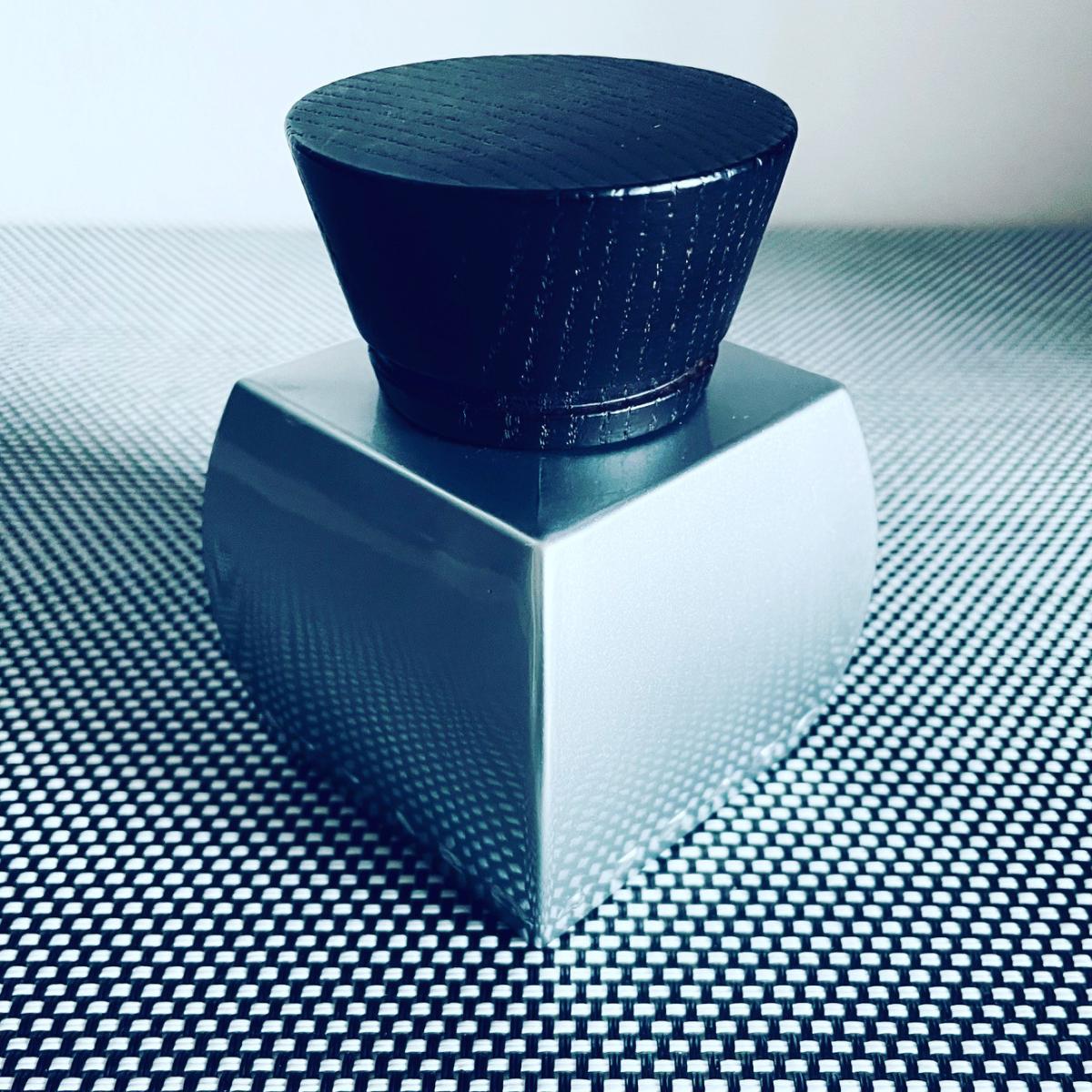 تصویر عطر کروم بوا پرشس آزارو