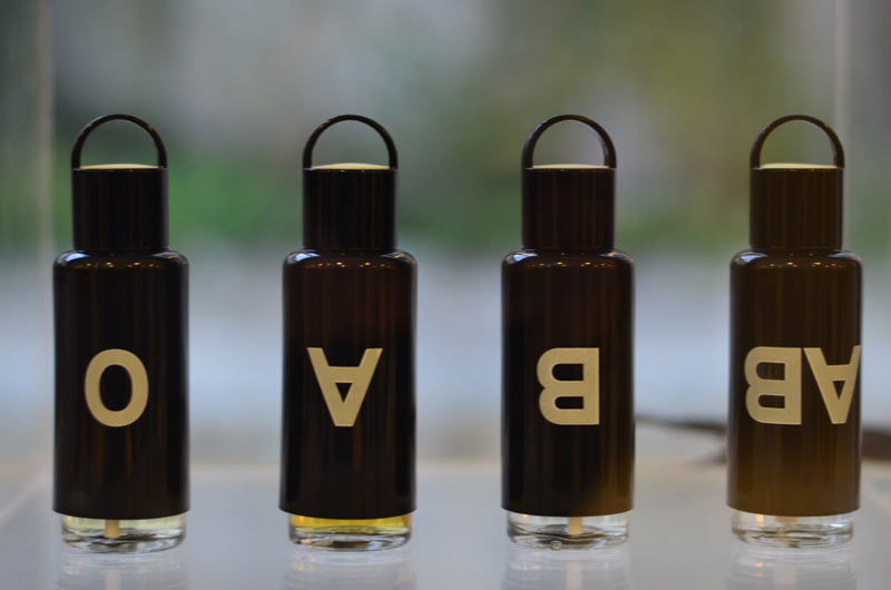 تصویر عطر بِلَک کالکشن اِی‌بی بلاد کانسپت