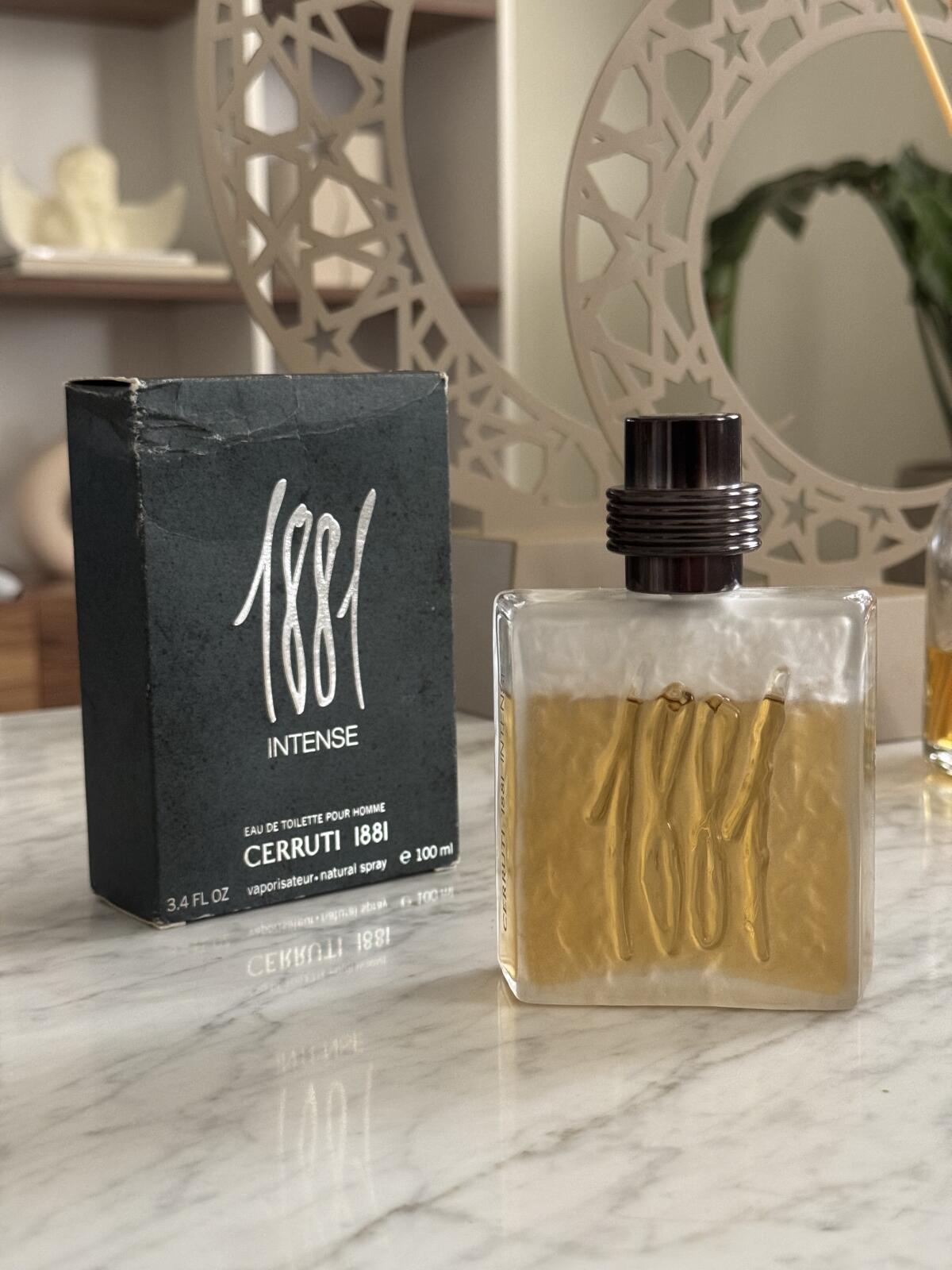 تصویر عطر چروتی 1881 اینتنس پور هوم