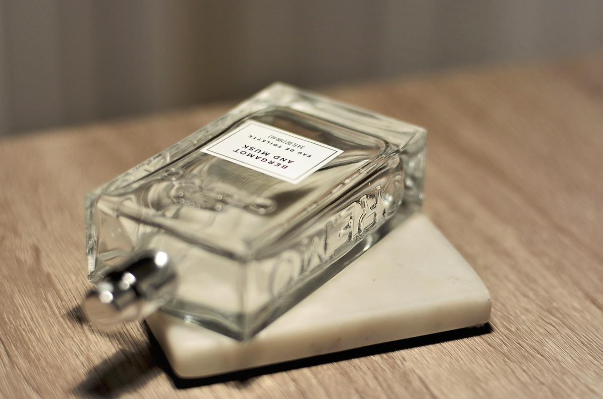 تصویر عطر برگاموت اند ماسک کرمو