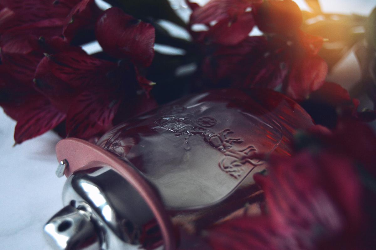 تصویر عطر کوچ فلورال بلش