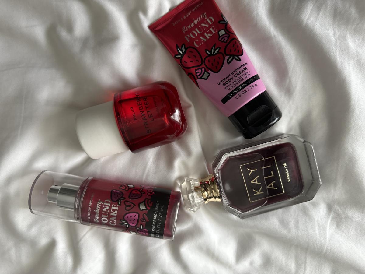 تصویر عطر استرابری پاند کیک بث اند بادی ورکس
