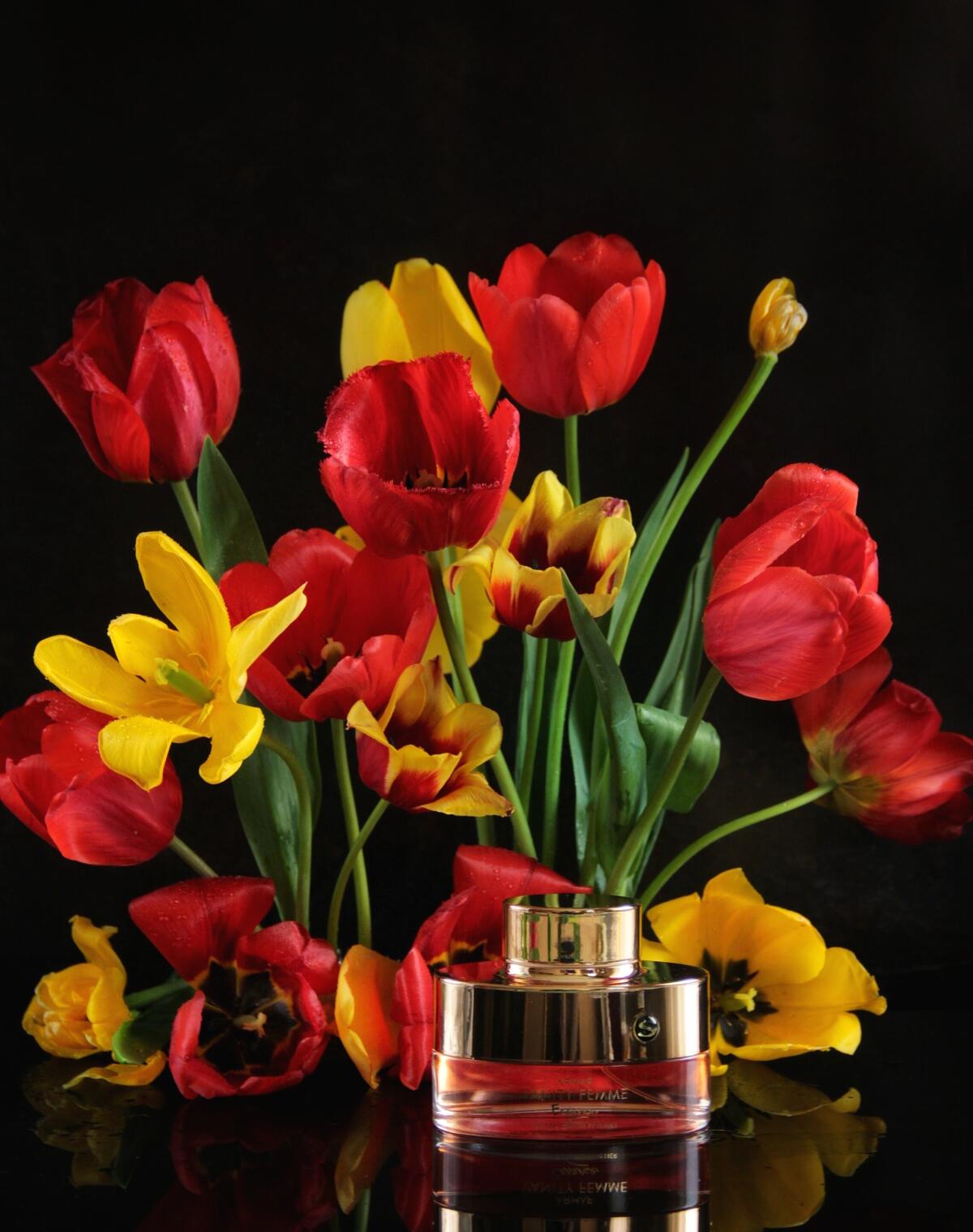 تصویر عطر ونیٹی فم اسنس آرماف