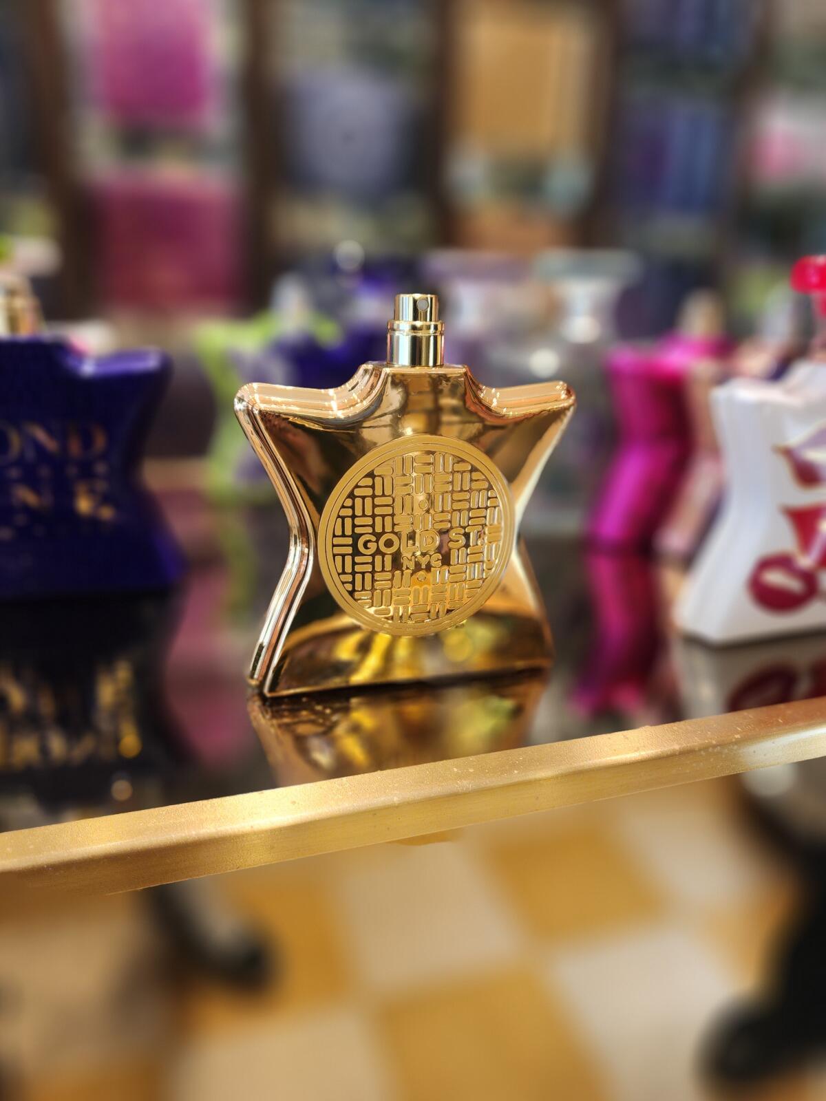 تصویر عطر گلد استریت باند شمارهٔ ۹