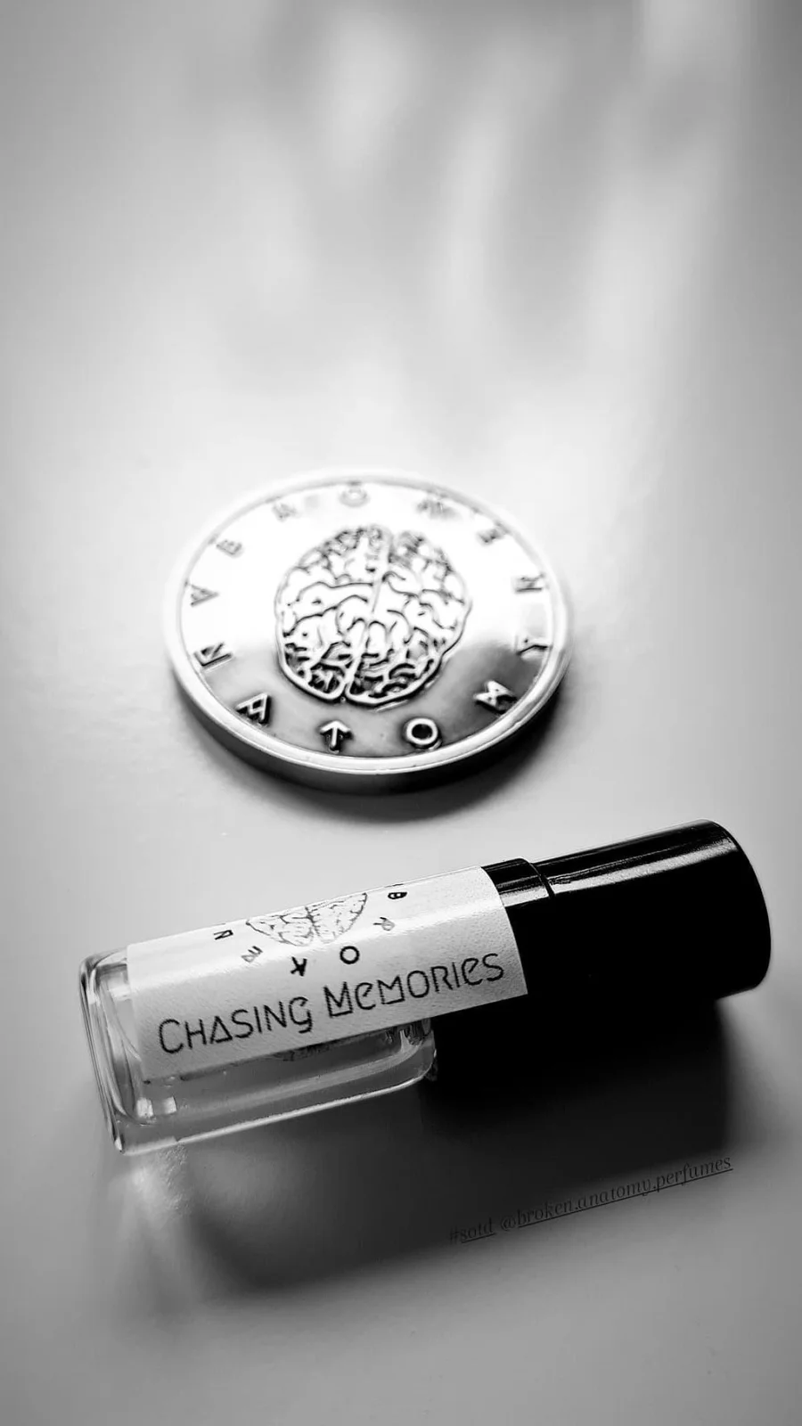 تصویر عطر چیسینگ مموریز بروکِن آناتومی پرفیومز