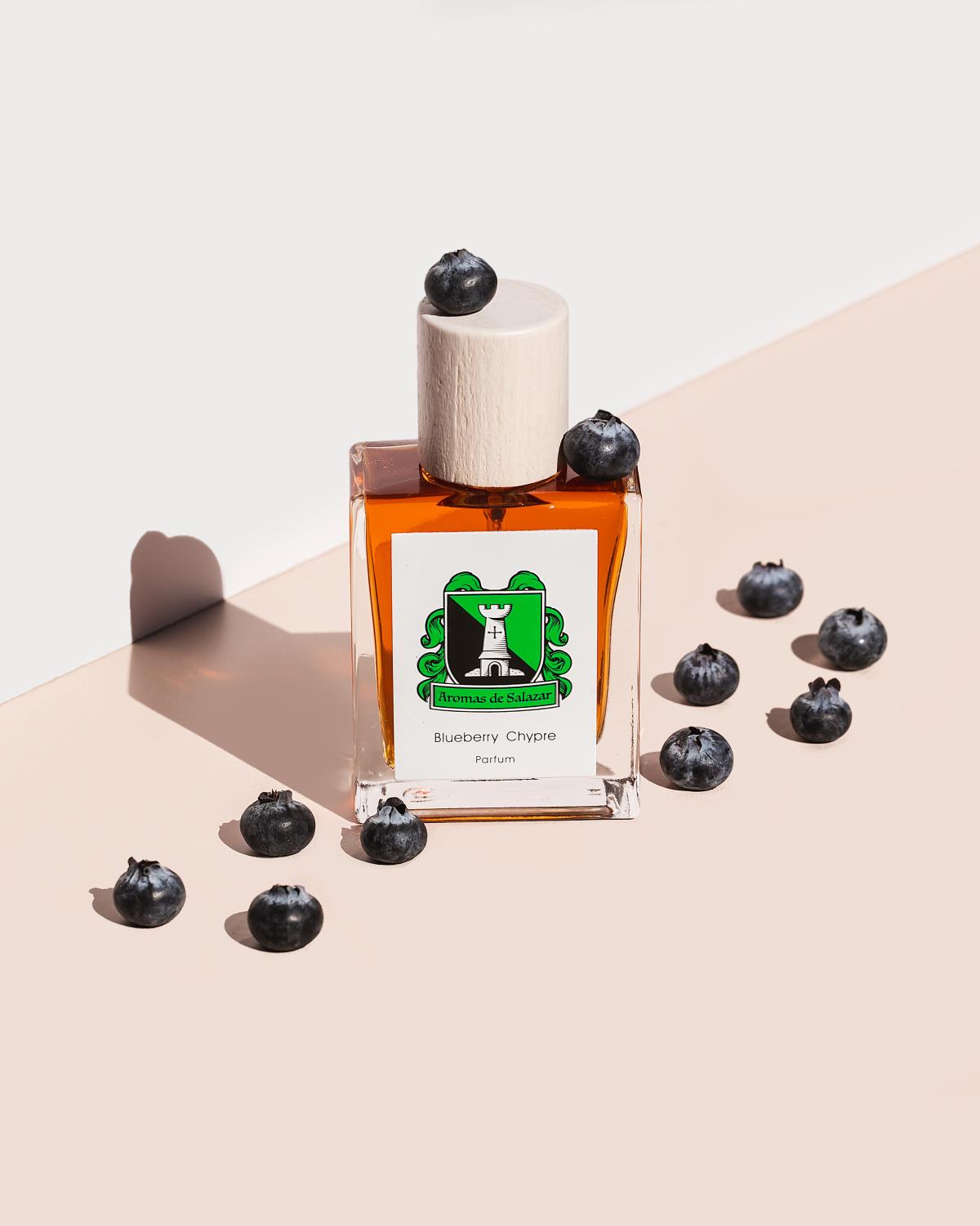 تصویر عطر بلو بری چیپر آروماس د سالازار