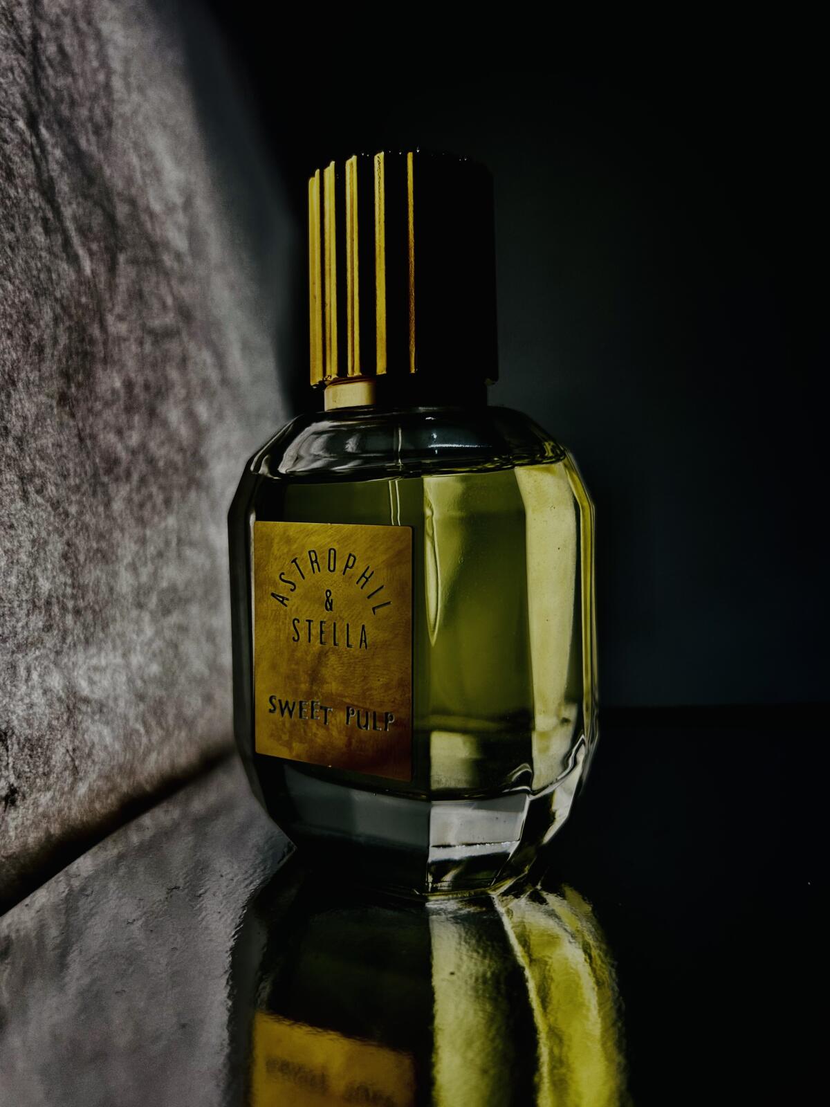 تصویر عطر سوییت پالپ آستروفیل اند استلا