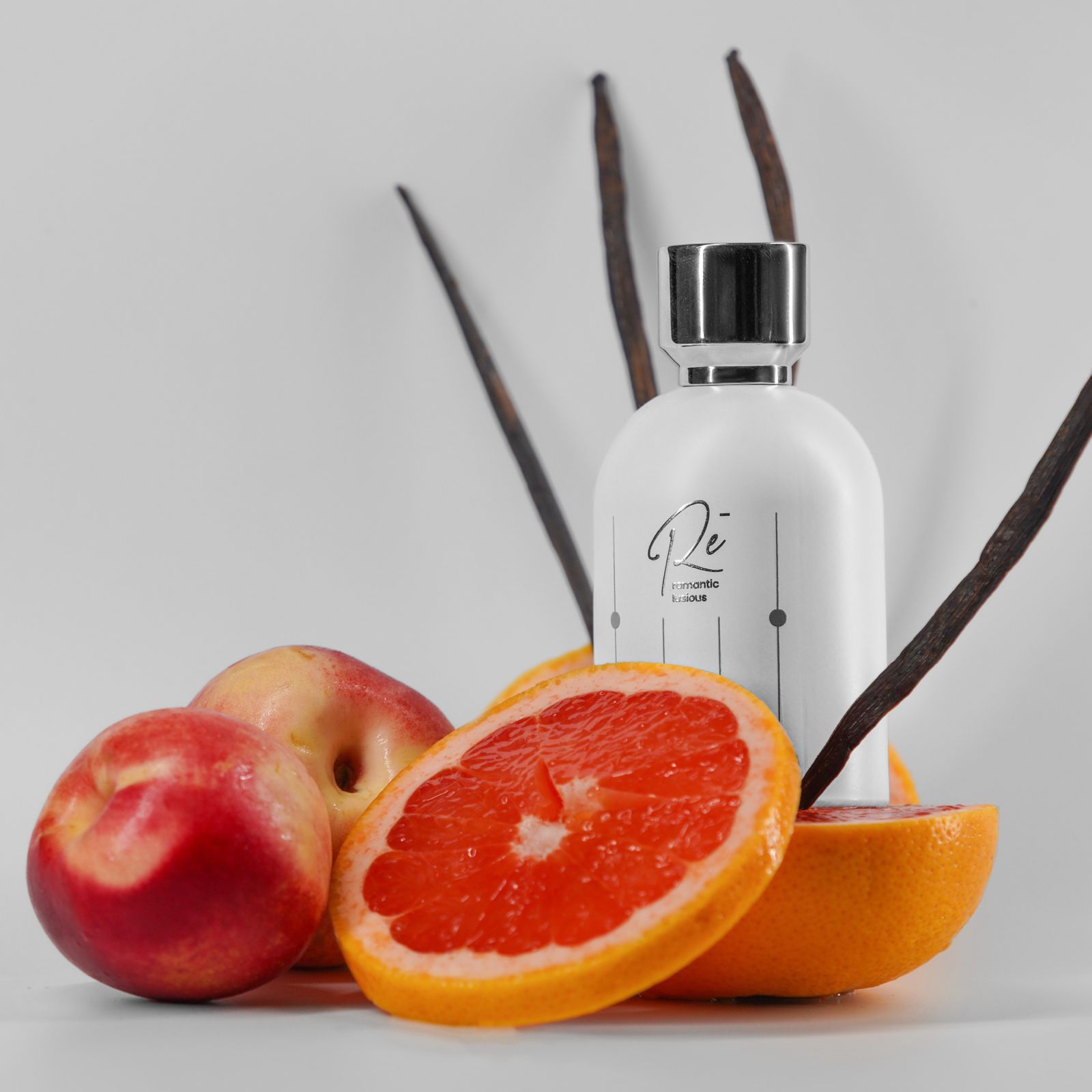 تصویر عطر ری رمانتیک لوشس کورد