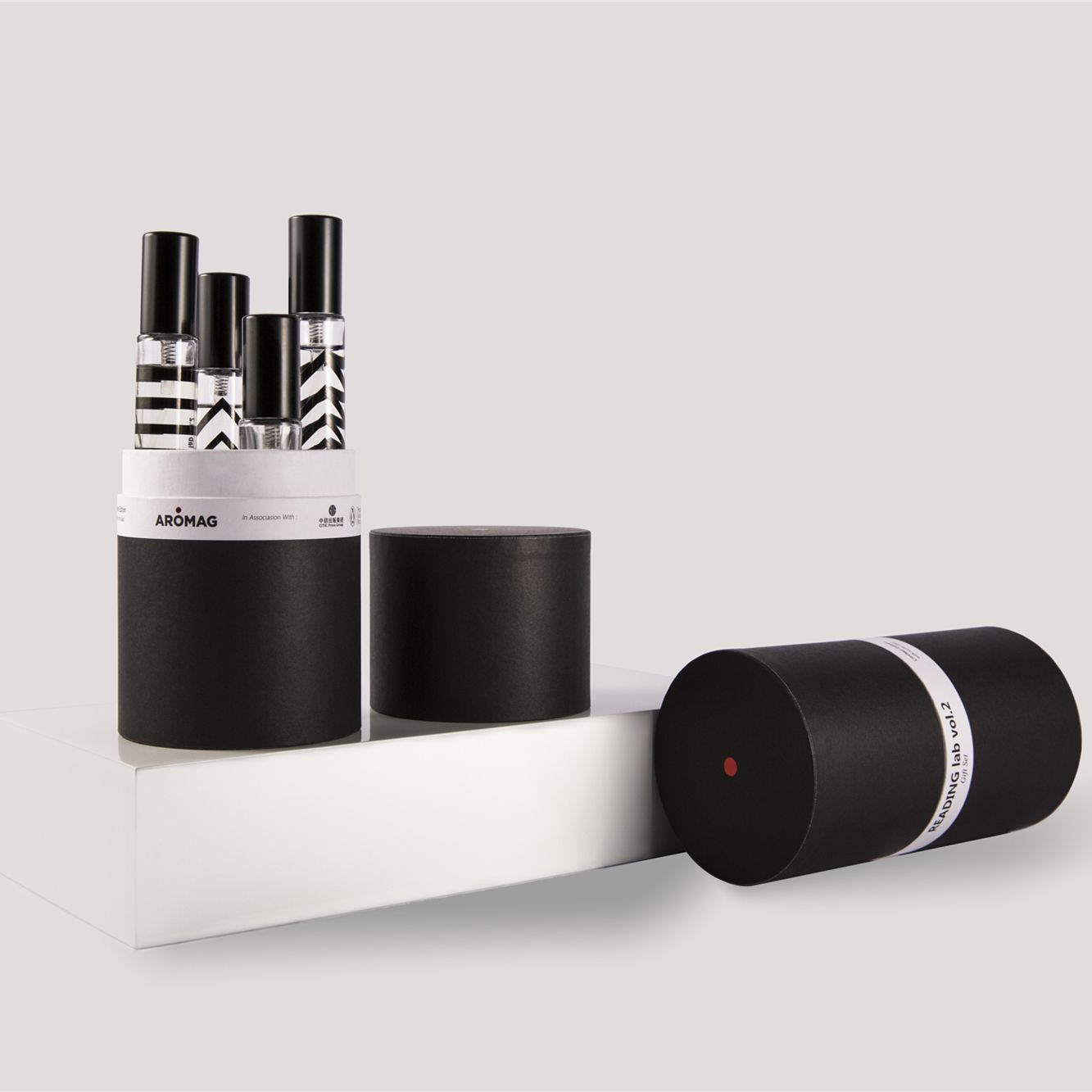 تصویر عطر ییتس آروماگ یان‌لان