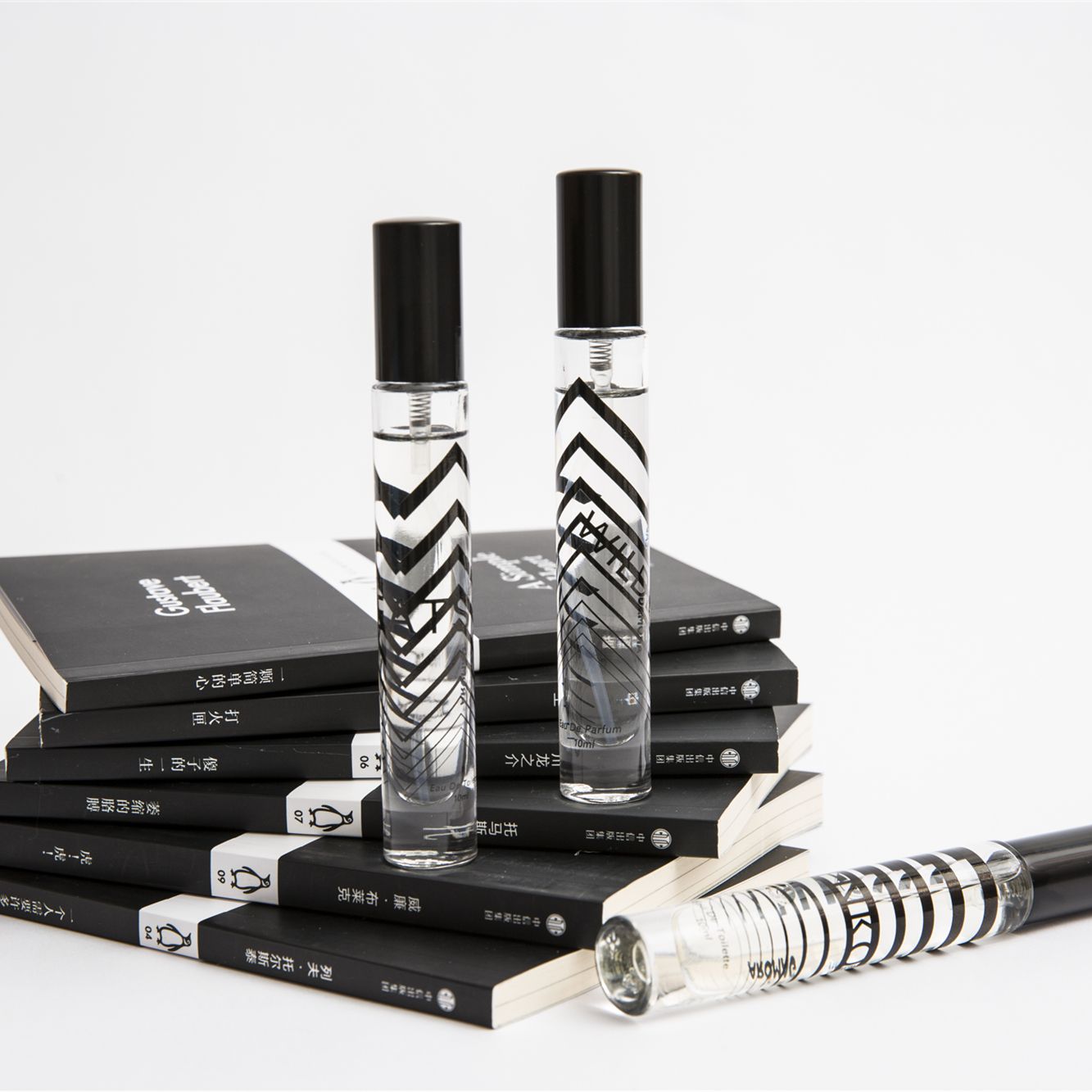 تصویر عطر ییتس آروماگ یان‌لان