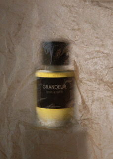 تصویر عطر گراندِر آتلیه کاریزما