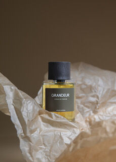 تصویر عطر گراندِر آتلیه کاریزما