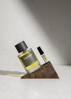 تصویر عطر گراندِر آتلیه کاریزما