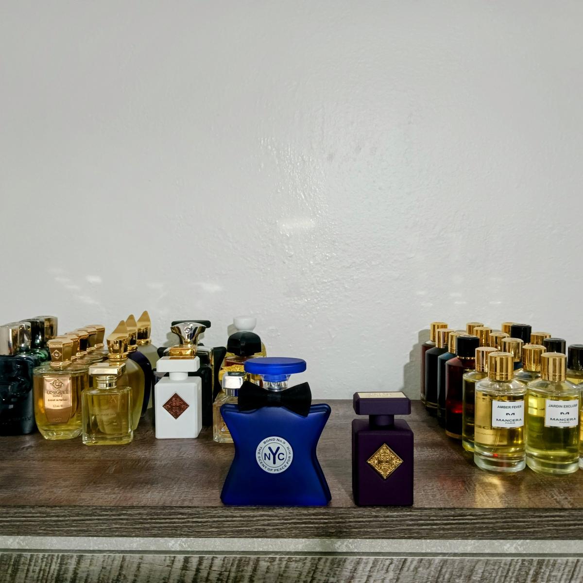 تصویر عطر د سنت آو پیس فور هیم باند شمارهٔ ۹