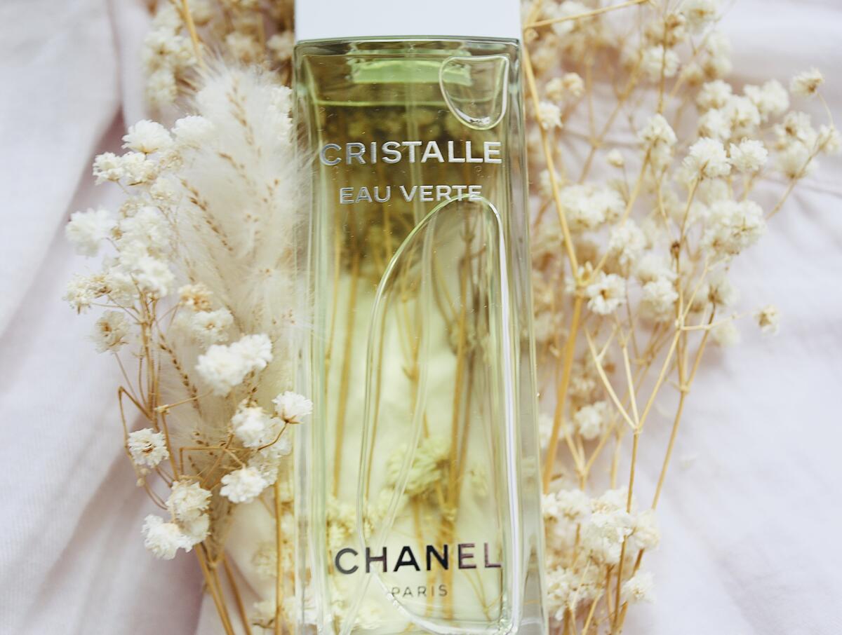 تصویر عطر کریستال او ورت او دو پرفیوم شنل