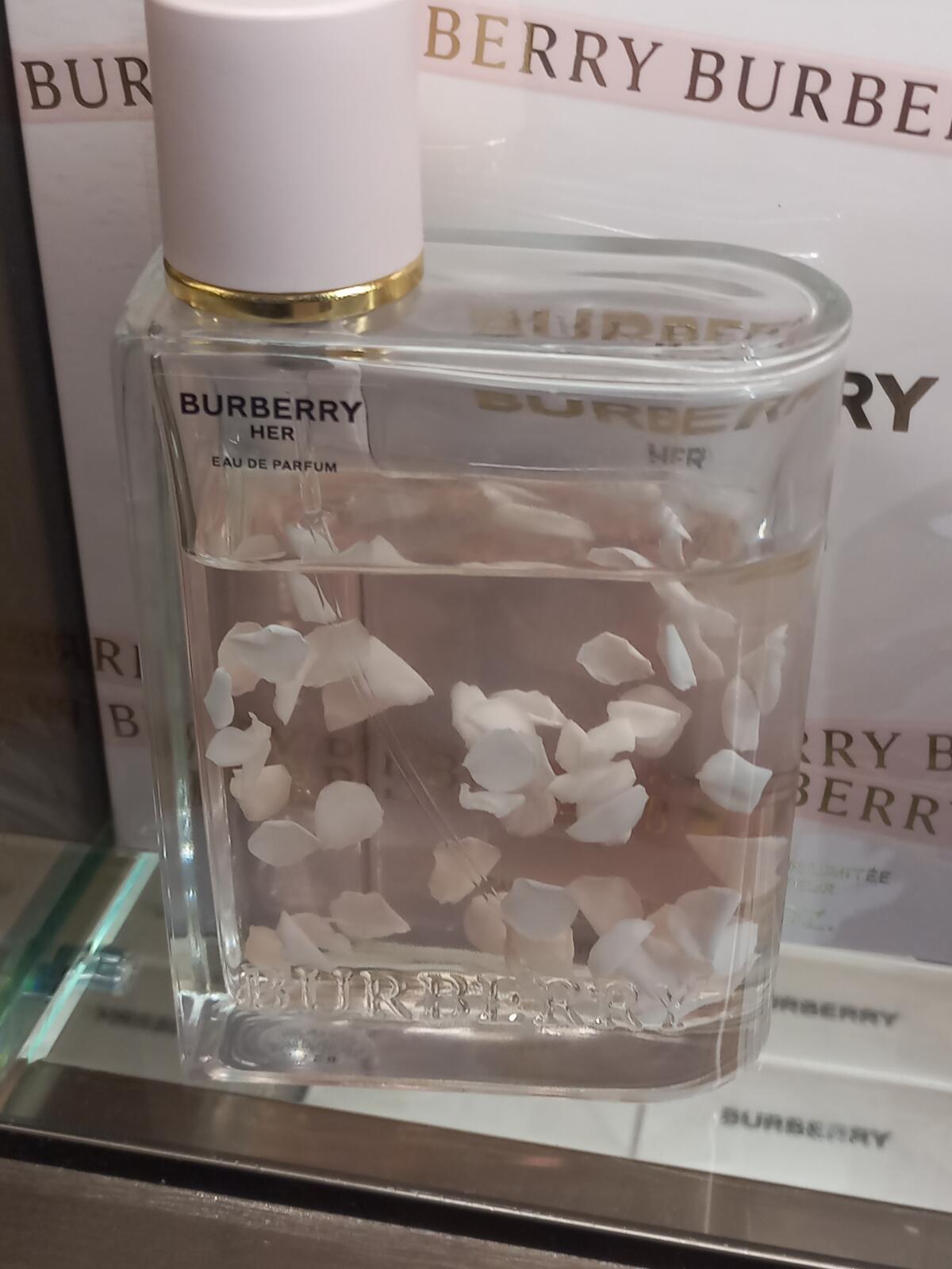 تصویر عطر بربری هر پتلز