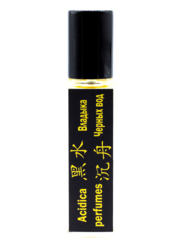 تصویر عطر ولادیکا چرنیخ وود اسیدیکا پرفیومز