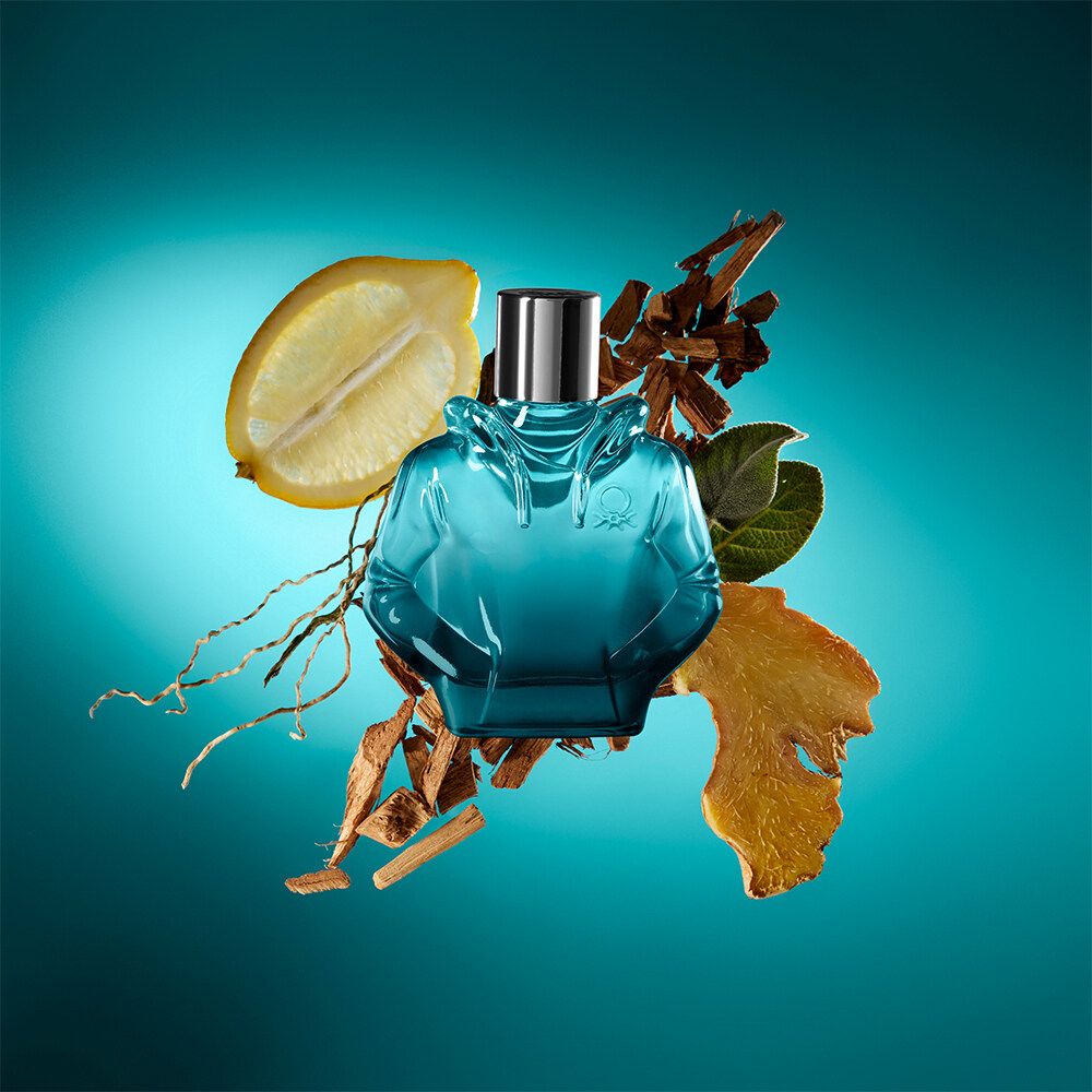 تصویر عطر وی آر ترایب کول بنتون