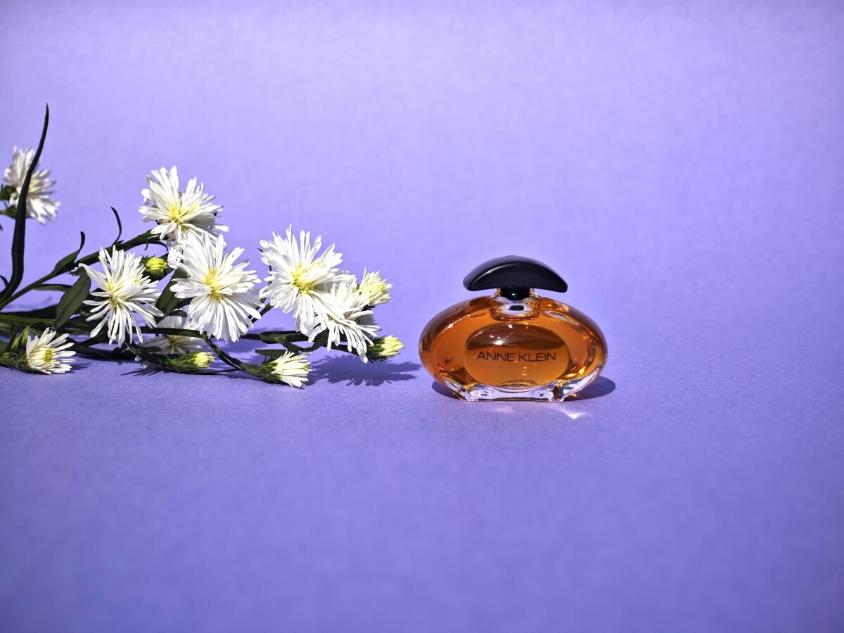 تصویر عطر آن کلاین ۲