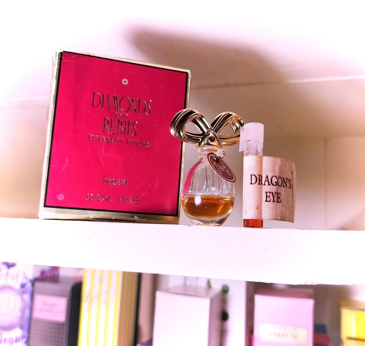 تصویر عطر دراگنز آی بلک فینیکس آلکمی لب