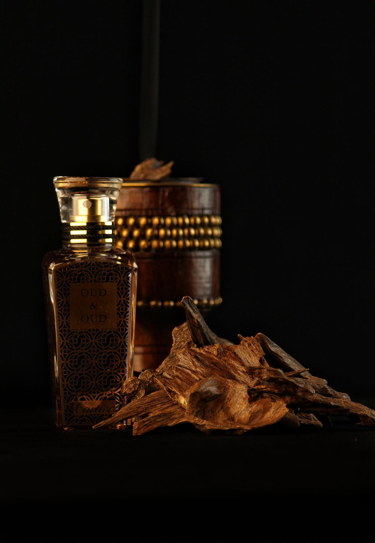 تصویر عطر عود اند عود کارتیه