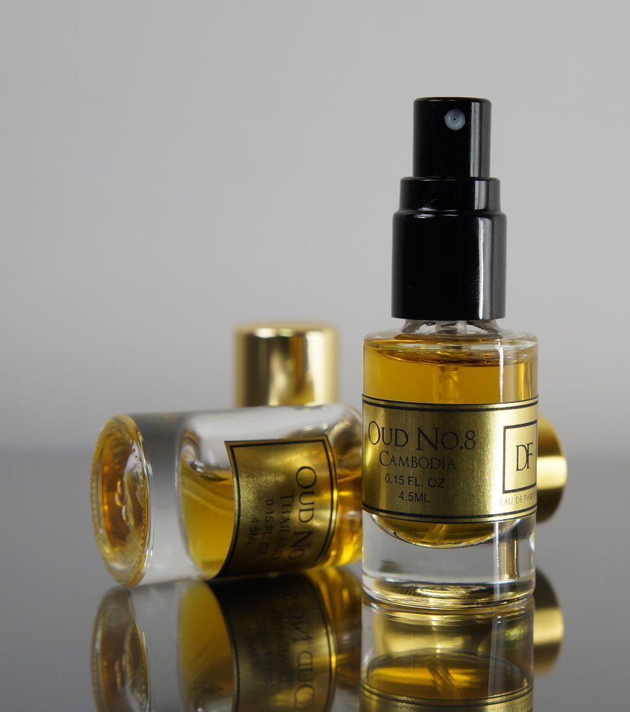 تصویر عطر عود نامبر اِیت دارکوود فارست