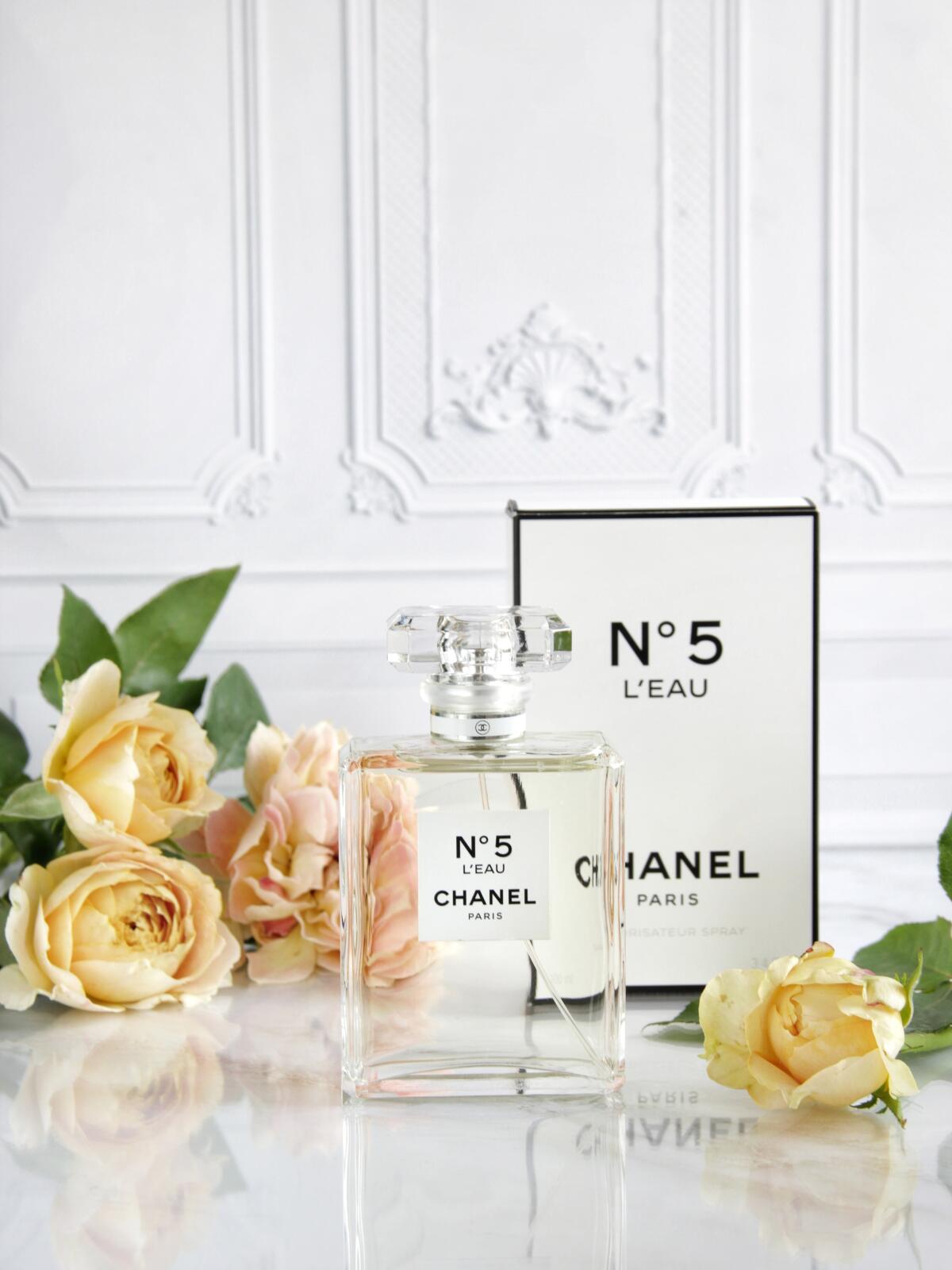 تصویر عطر شنل نامبر فایو لو