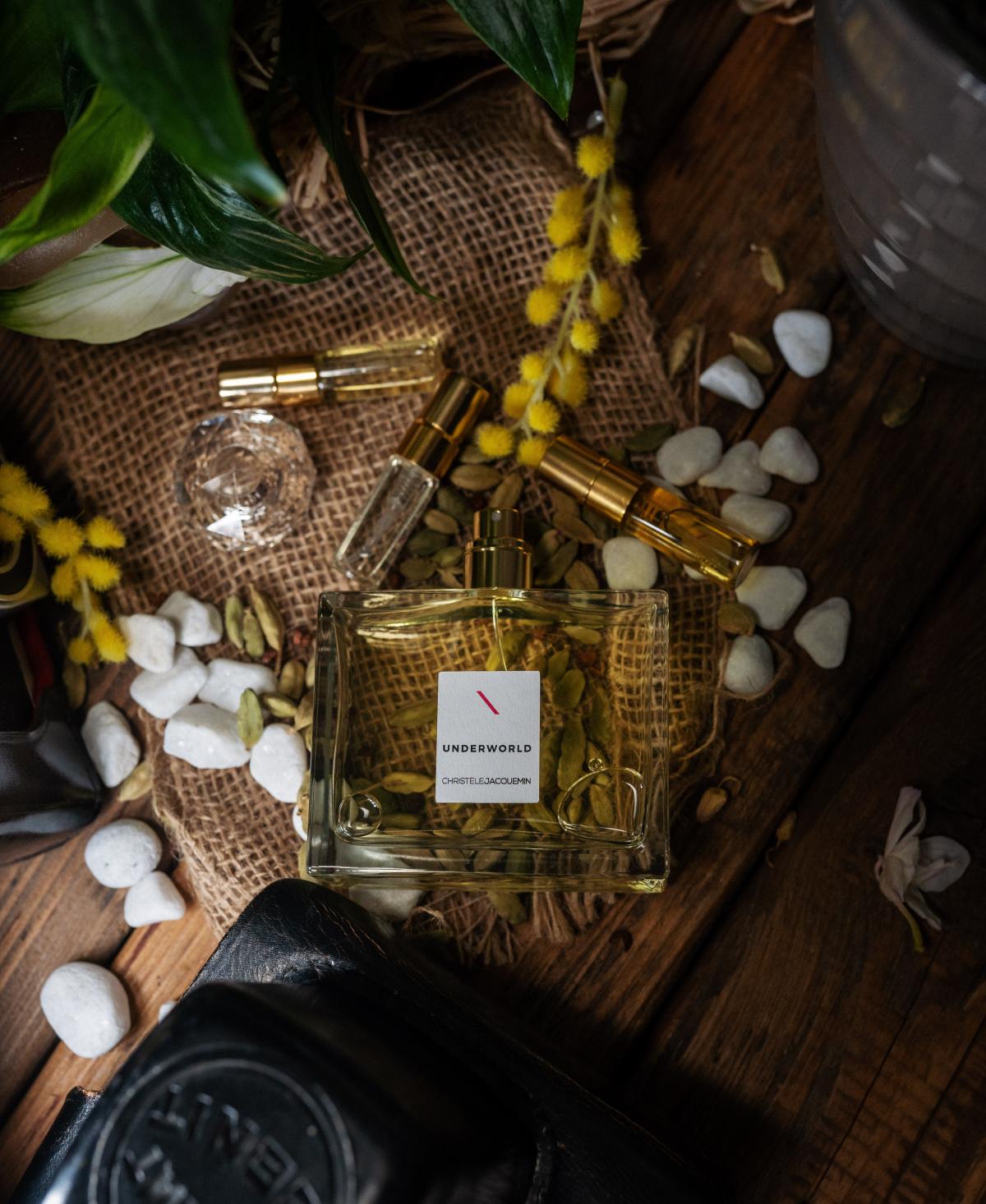 تصویر عطر آندِروُرلْد کریستل ژاکمن