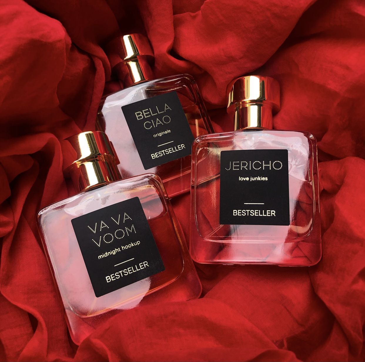 تصویر عطر وا وا ووم بِستسِلر
