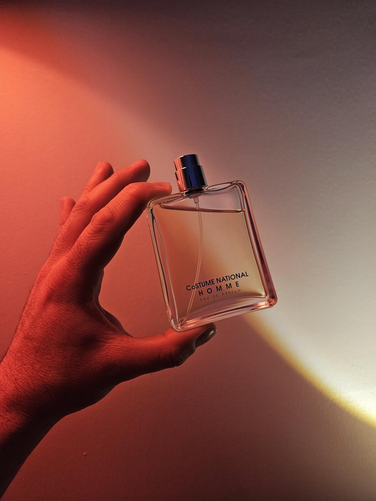 تصویر عطر کاستوم نشنال اوم کاستوم نَشِنِل