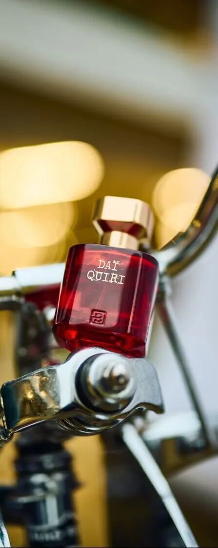 تصویر عطر دَکِری بایرون پرفیومز
