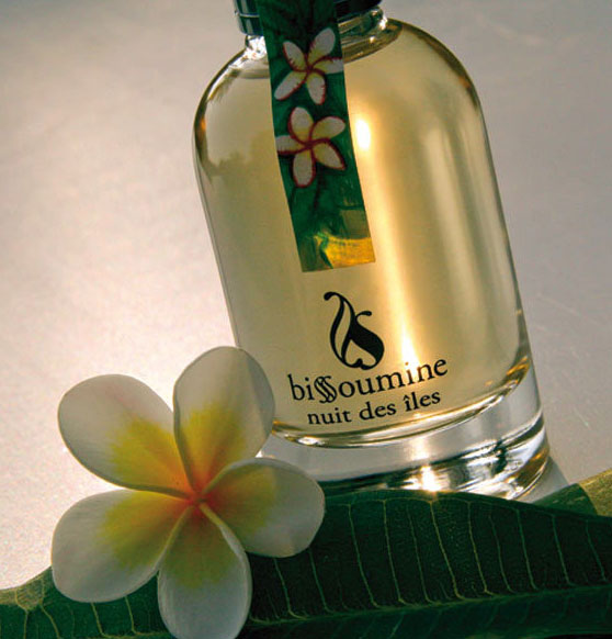 تصویر عطر نویی دز ایله بیسومین